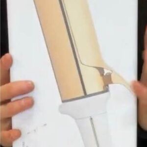 Kristin ess Gold Hair Styling Tool